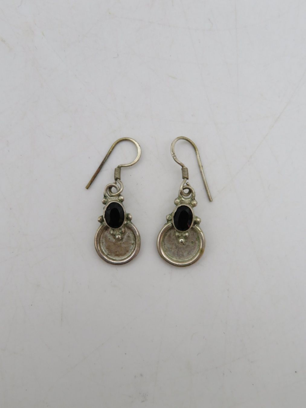 Ohrringe & -stecker: Vintage Silber Ohrhänger Ethno mit Onyx schwarz – Gebraucht aus Reinach BL von WBZ-Flohmarkt 4