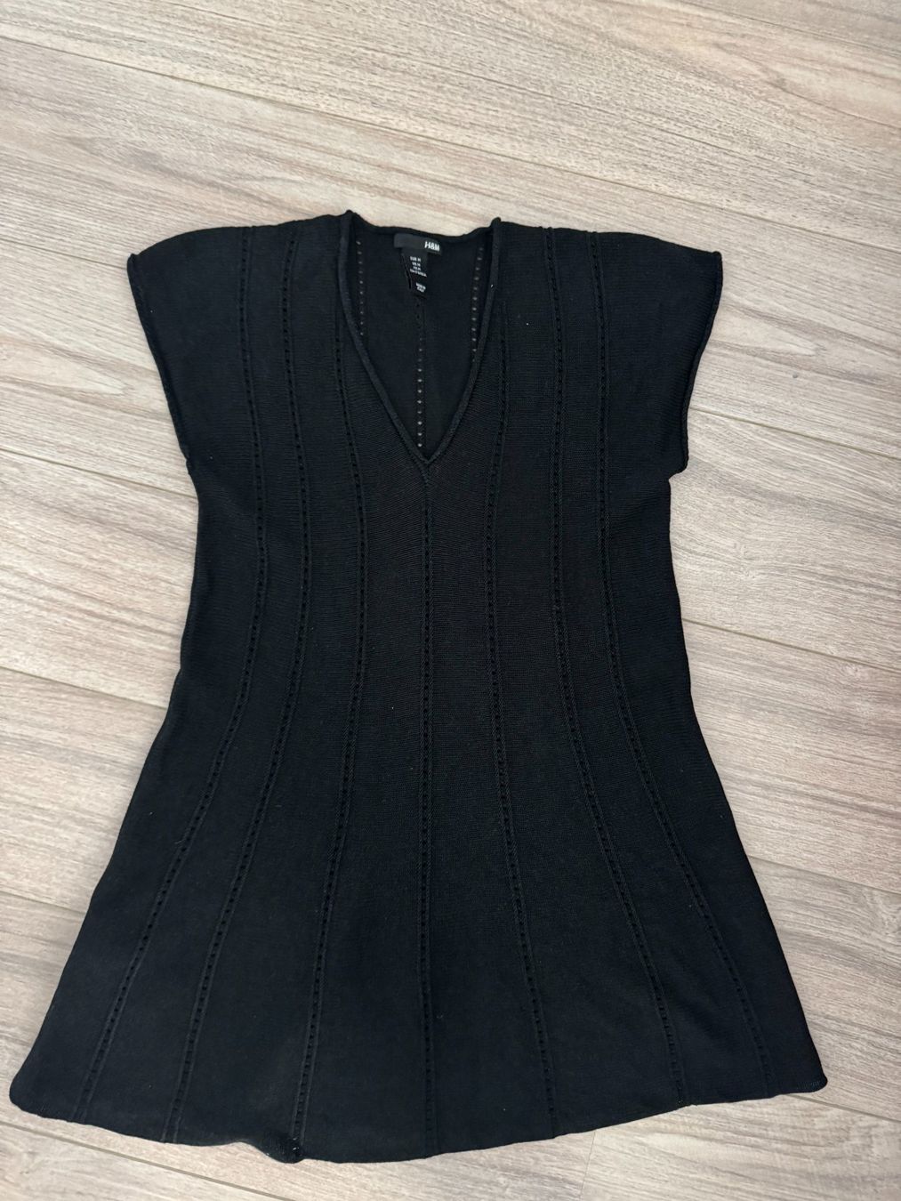 Top: H&M Strick Oberteil/Tunika schwarz Gr. M – Usato da Bonstetten venduto da VCLS