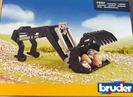 Frontlader für Traktoren / frontal tracteur Bruder 03333