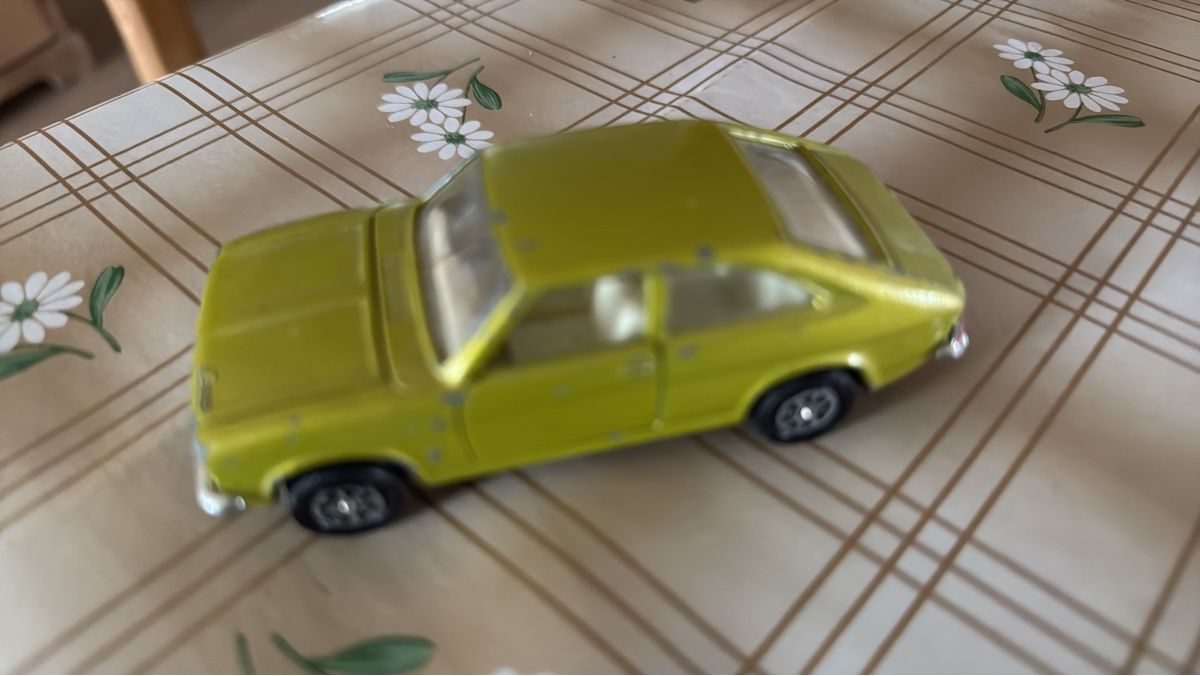 Corgi Toys Modellini d'auto: Corgi Toys Morris Marina 1.8 TC – Usato da Wohlen AG venduto da NincoA-Z