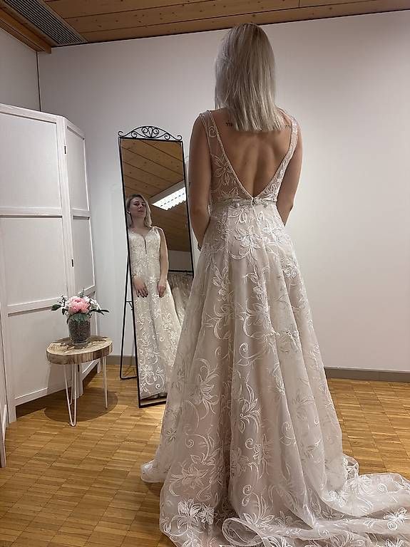Vestiti: Braut/abendkleid s/m – Nuovo e nell'imballaggio originale da Appenzell venduto da mir_rqn6 3