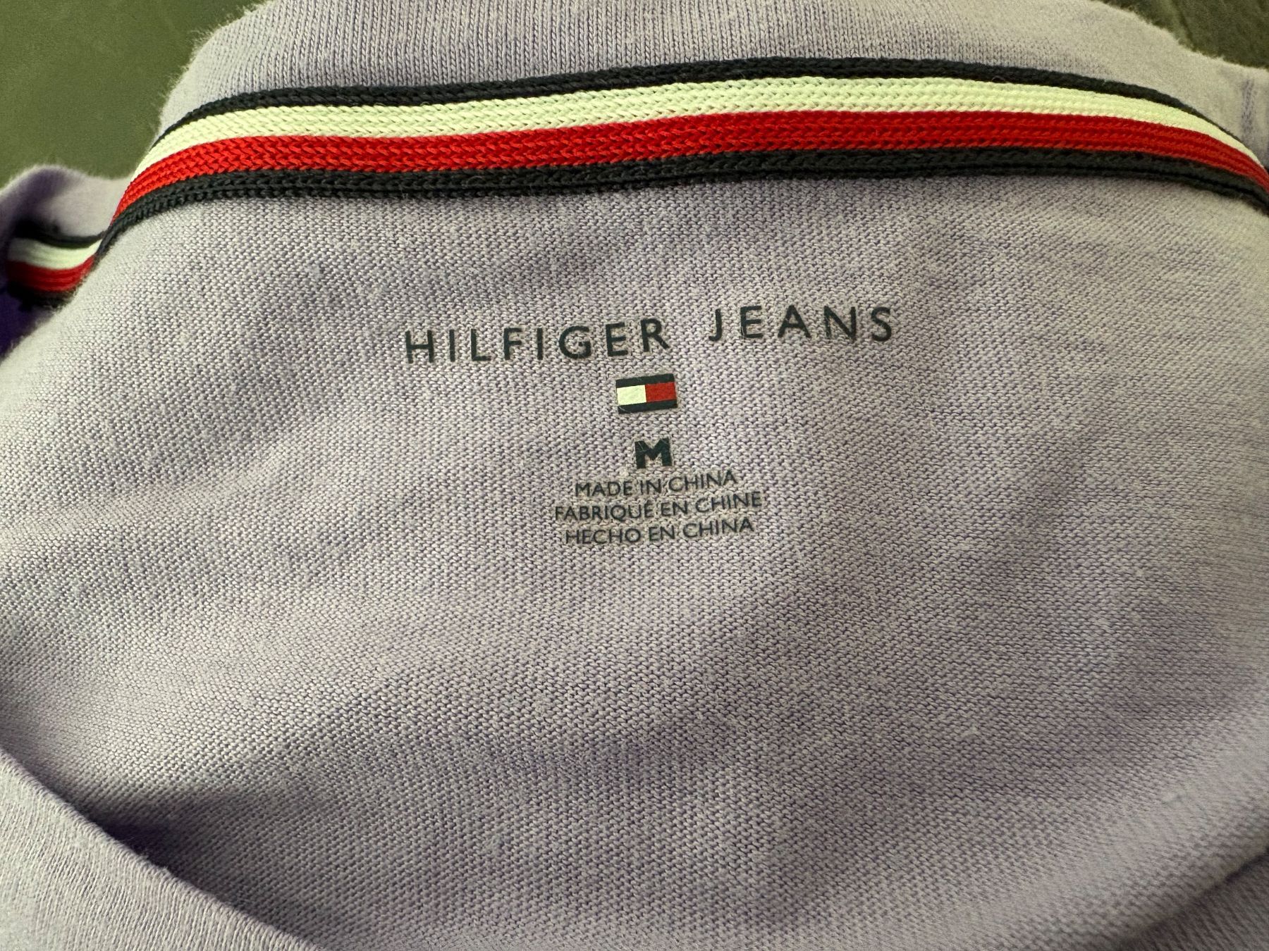 Tommy Hilfiger T-shirt: T-Shirt - Grösse M - Hilfiger Jeans – Usato da Oberuzwil venduto da jabano 1