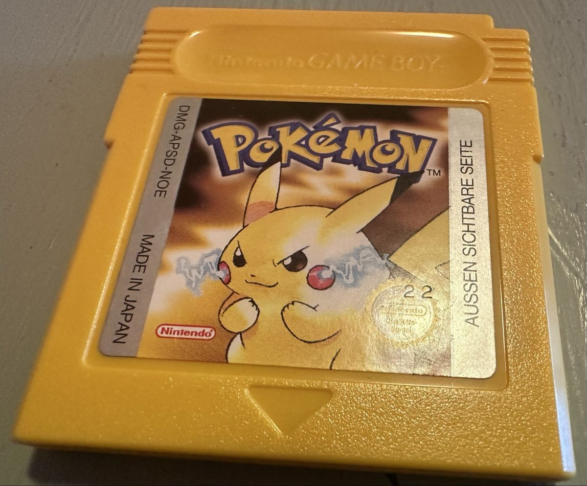 Pokémon Giochi: Pokemon Gelb mit Trainerguide ab 1.-  – Usato da Dielsdorf venduto da eti_qm52 2