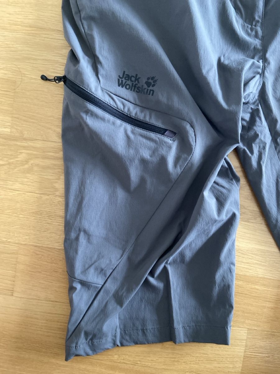 Jack Wolfskin Pantaloni: Jack Wolfskin Caprihose Gr. 38 Grau – Usato da Sisseln AG venduto da XBL-Rotstein 3