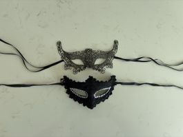 Zwei Fasnacht Masken schwarz Spitze neuwertiger Zustand