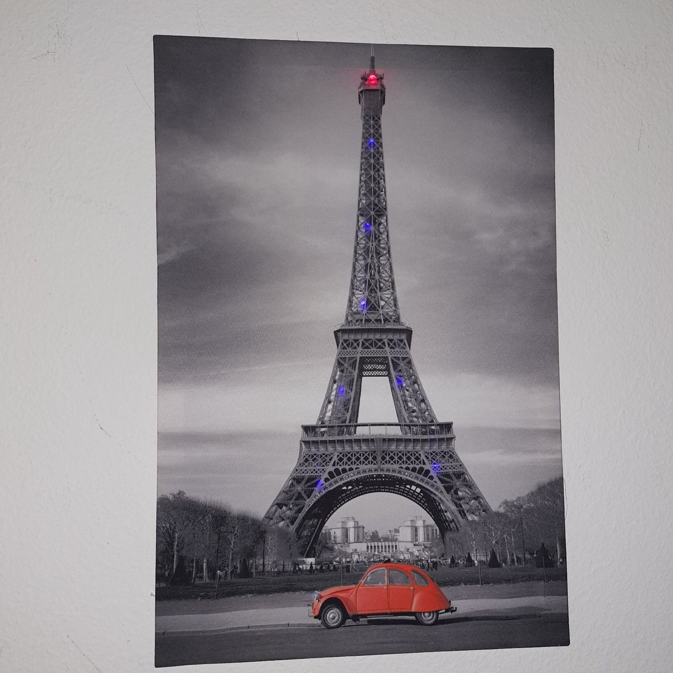 Poster & Bilder: Citroen Oldtimer 2CV & Paris Eiffelturm LED Kunstbild – Neu und originalverpackt aus Kilchberg ZH von ruedi34 2