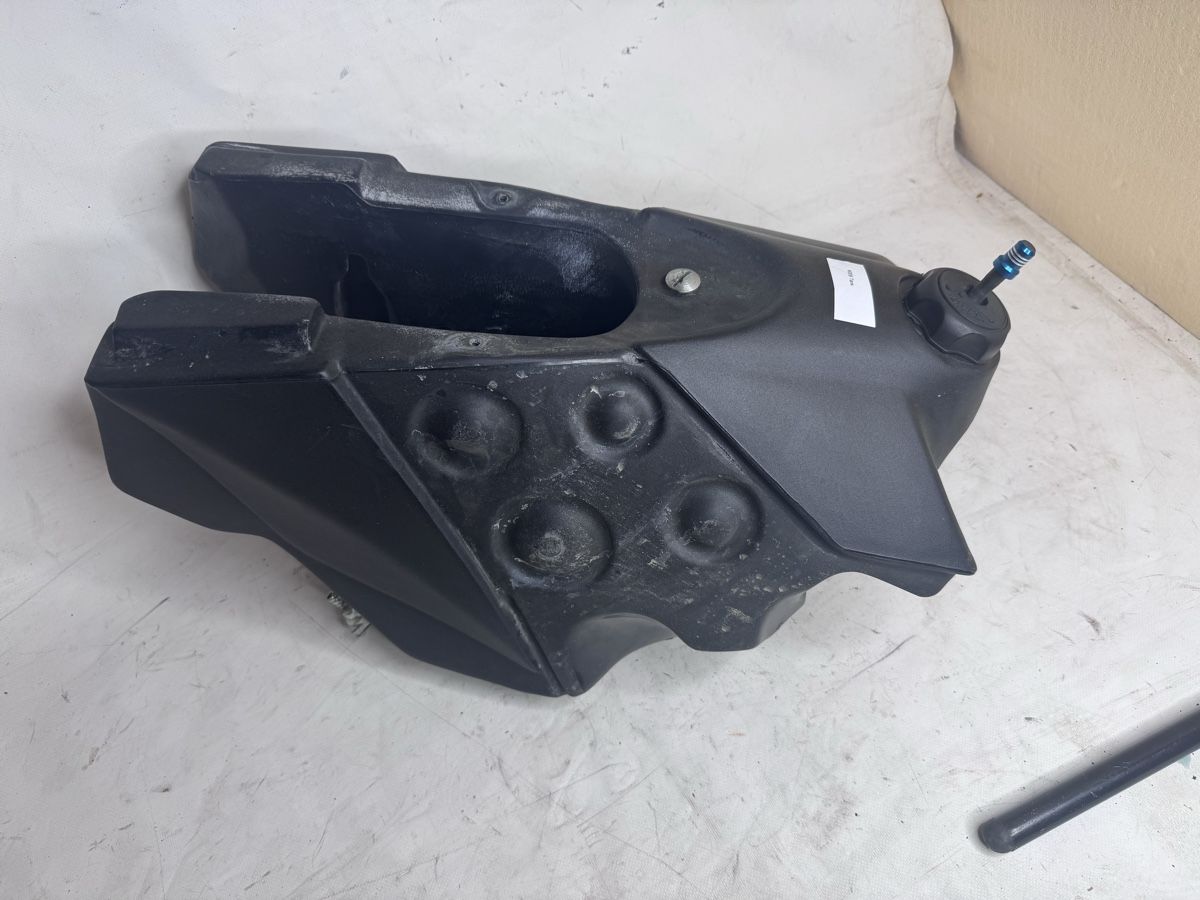 Accessori per altri veicoli: Husaberg 650 Tank #209 – Usato da Koppigen venduto da Lulu991 2