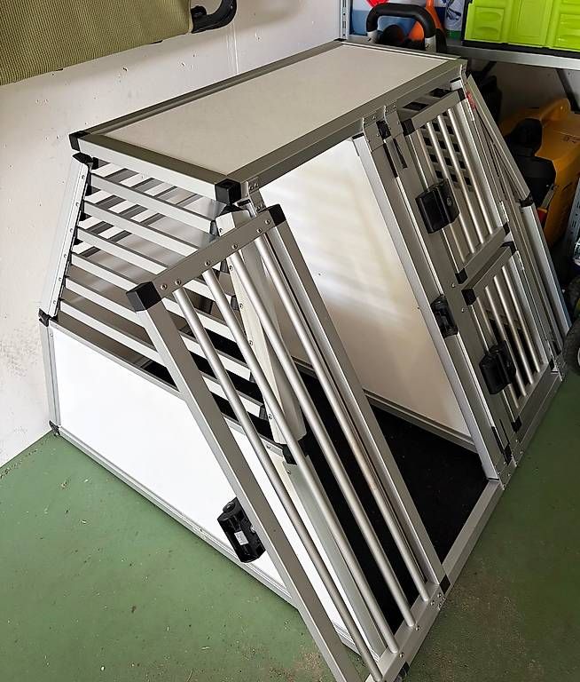 Cucce & Letti: Hundeboxe mit 3 Abteilen – Usato da Lausen venduto da hagakure05 2
