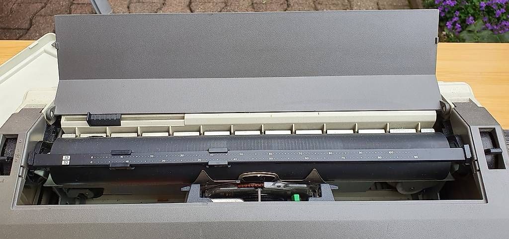 Macchine da scrivere: Brother AX-10 – Usato da Basel venduto da storchenricardo 3