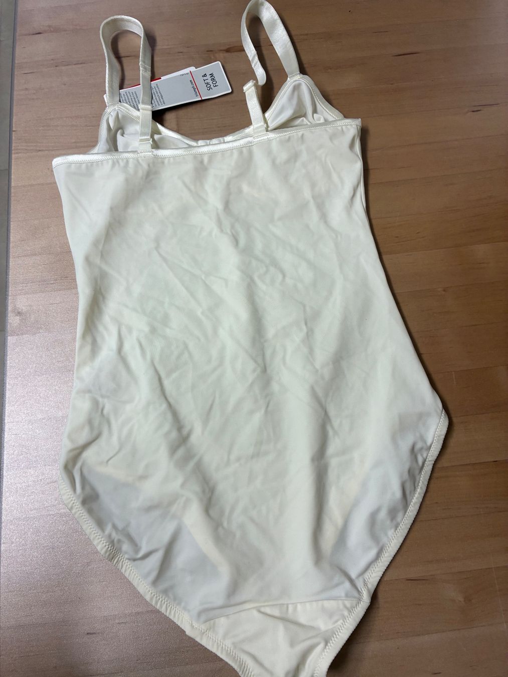 Triumph Altra biancheria intima: Triumph SOFT & FORM - Body mit Bügel – Nuovo e nell'imballaggio originale da Zürich venduto da van_5xbk 1
