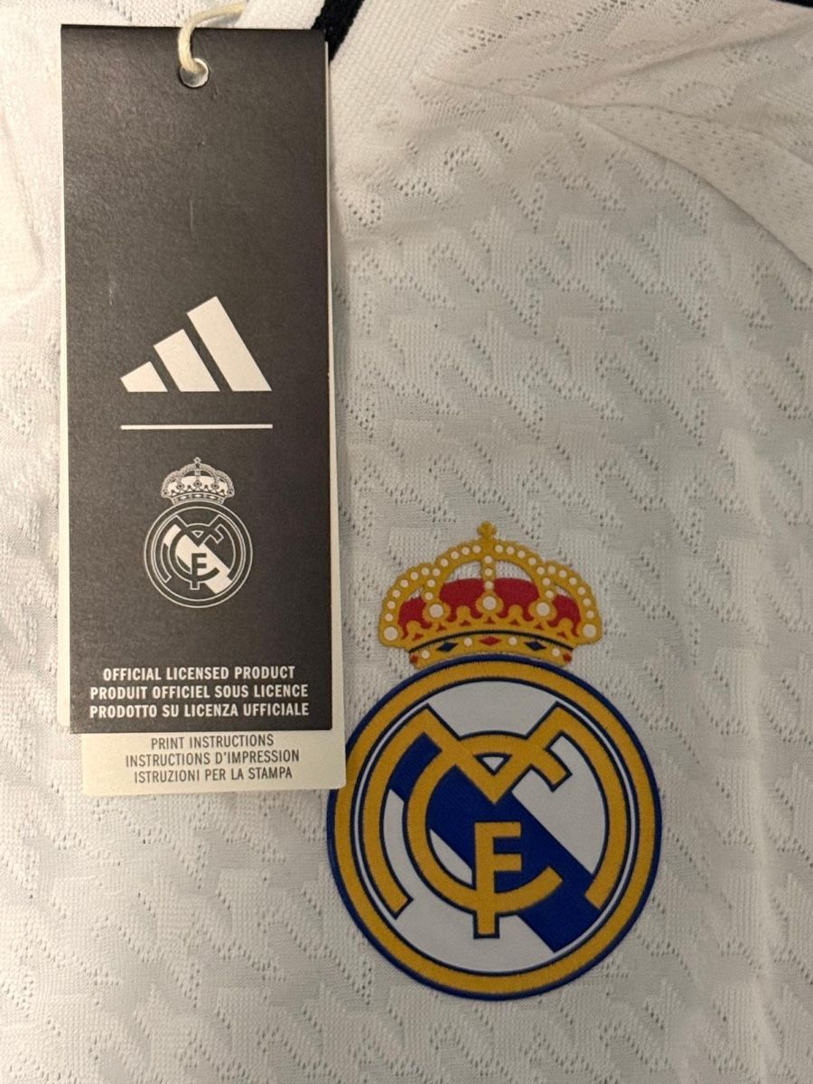 Real Madrid Canottiere & Pantaloni: Originales Real Madrid Match Trikot 24/25 – Nuovo e nell'imballaggio originale da Binningen venduto da dsh_zpw6 2
