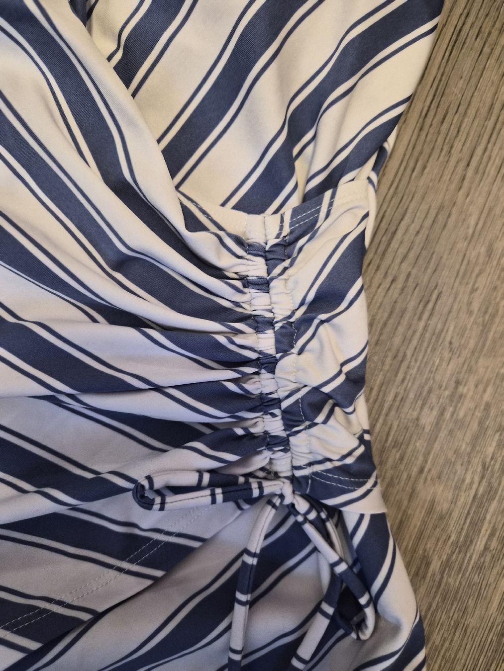 Costumi da bagno & Bikini: Badeanzug, gestreift, Gr. 42 – Usato da Schwarzenberg LU venduto da LadySecondhand 1