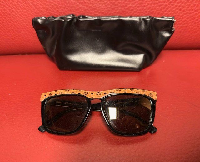 Mcm Occhiali & Lenti: MCM Sonnenbrille neuwertig – Usato da Lömmenschwil venduto da classico01 3