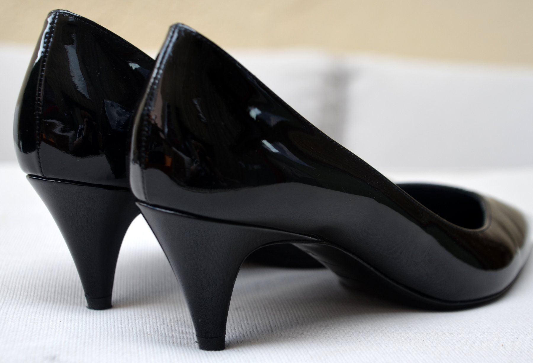 Saint Laurent Scarpe da donna: Saint Laurent Pumps .38 – Usato da Collonges venduto da arashee 7