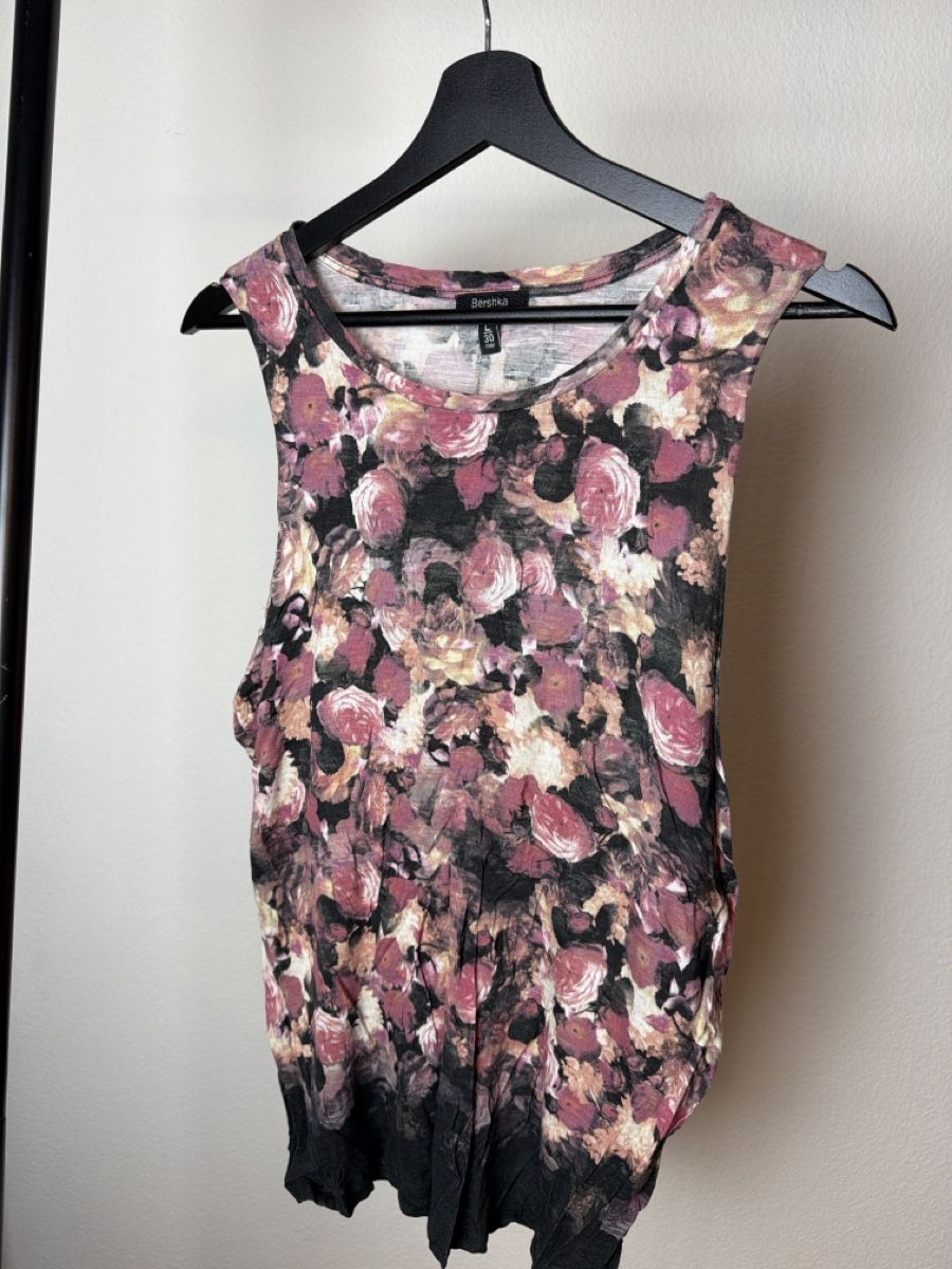 Top: Bershka Sommeroberteil – Usato da Bülach venduto da rei_d6tw