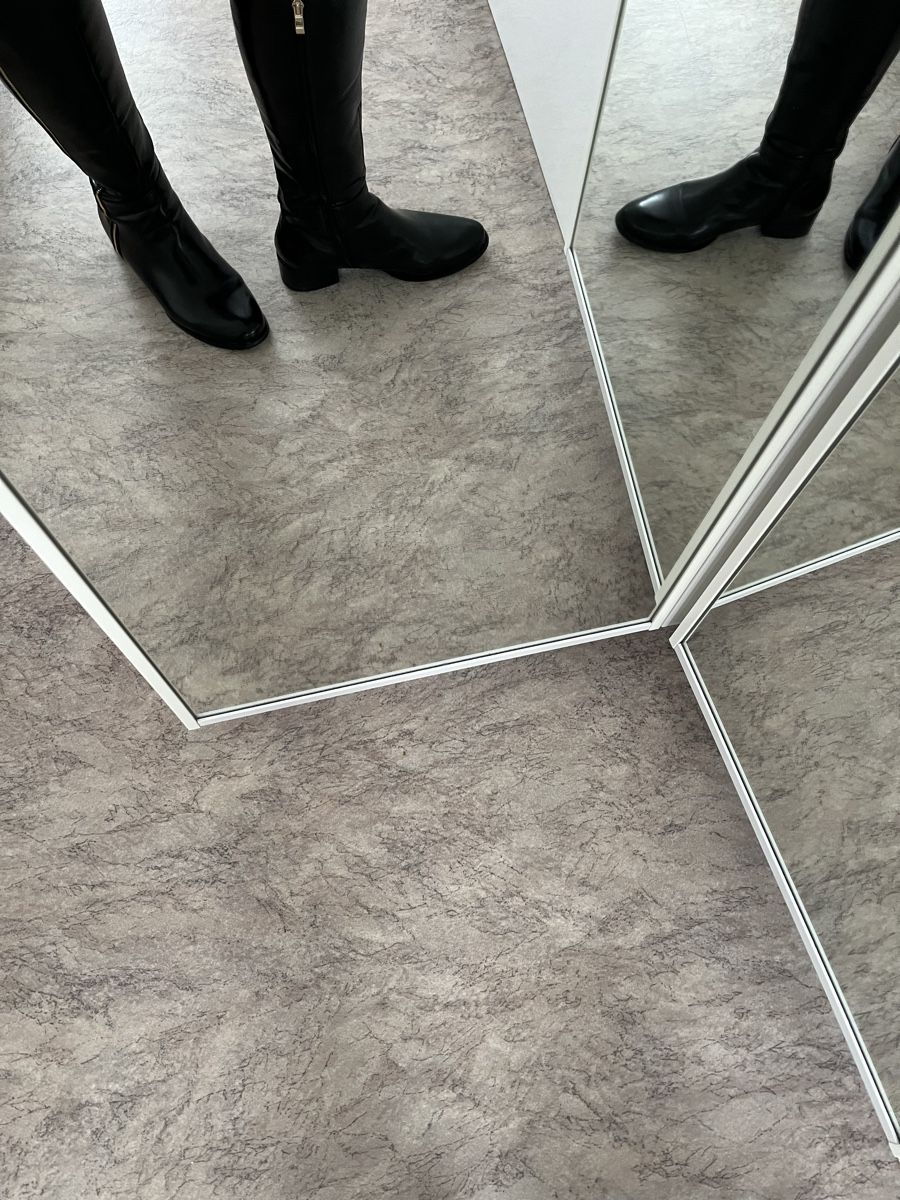 Scarpe da donna: Elegante schwarze Stiefel Gr. 40 – Nuovo (secondo la descrizione) da Rüfenacht venduto da lilly_67 3