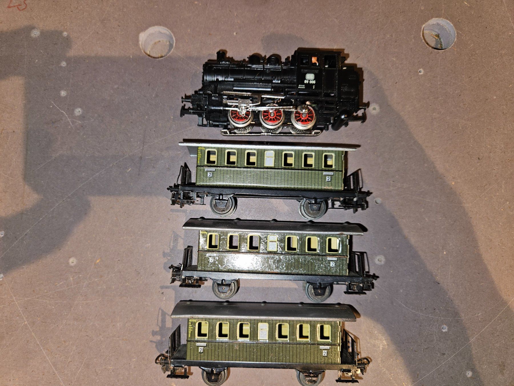 Märklin Modelleisenbahnen: DB Zug Märklin 4040 3000 – Gebraucht aus Bern von lukas90pilze 2