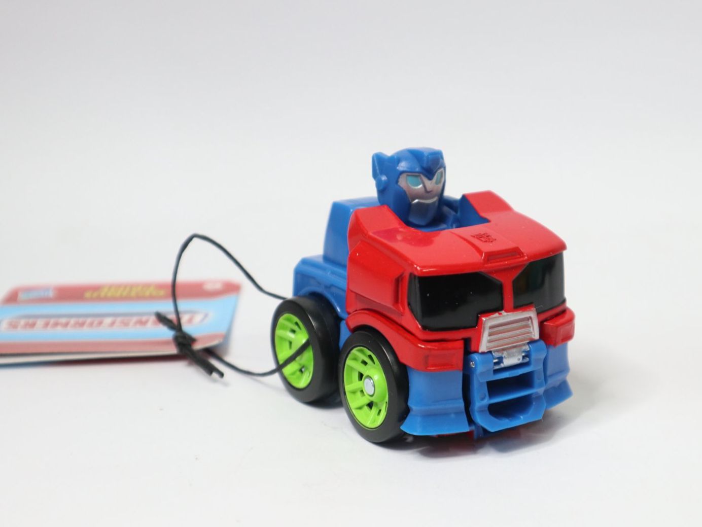 Hasbro Jouets: Kleiner Transformer Optimus Prime unbespielt Transformers – Neuf (Voir description) à Eschenbach SG par Astalavista