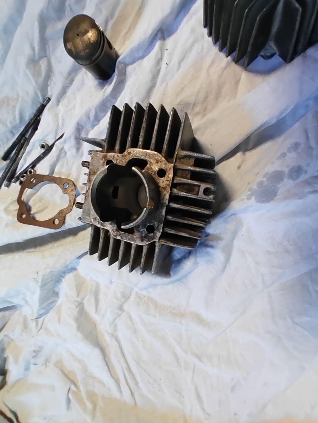 Puch Ciclomotori: Zylindersatz Original E50. – Usato da Eschenbach SG venduto da familie.klaus 4