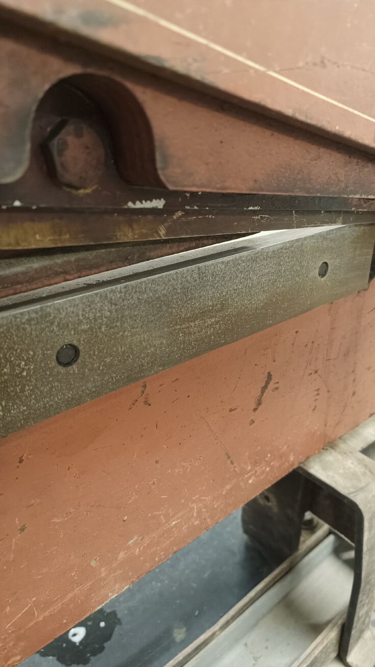 Tutte le macchine: Riesige Peddinghaus Blechschere 500mm Messerlänge – Usato da St.Gallen venduto da David-Tanner-Art 4