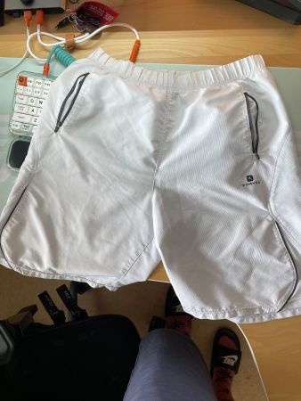 Domyos Sport Shorts, Weiss, Gr. M - Ideal für Sommer!