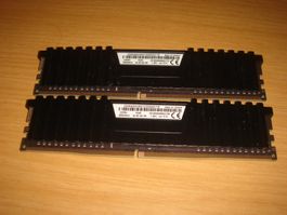 2 Stück 8gb ddr4 RAM für Computer. Details siehe Bildern.