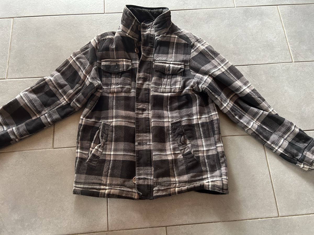 Quiksilver Jacken: Veste taille L – Gebraucht aus Couvet von ori_8sbk