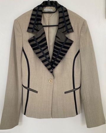 Edler ital. Damen-Blazer, Gr. 42 (ital. Gr. 48)