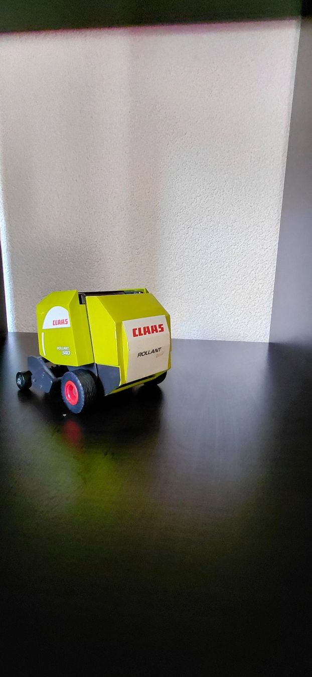 Siku Giocattoli: Claas Siku Rundballenpresse – Usato da Linthal venduto da Suzan9 2