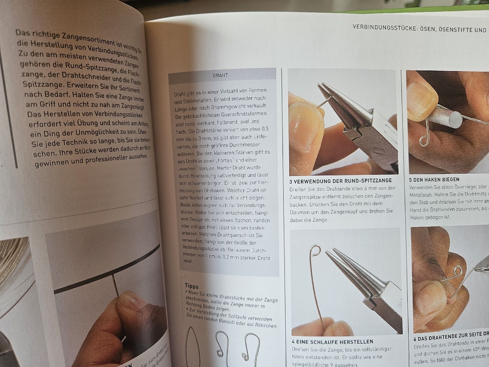 Libri: Schmuckgestaltung heute  von Vannetta Seecharran – Usato da Urdorf venduto da Colina 2
