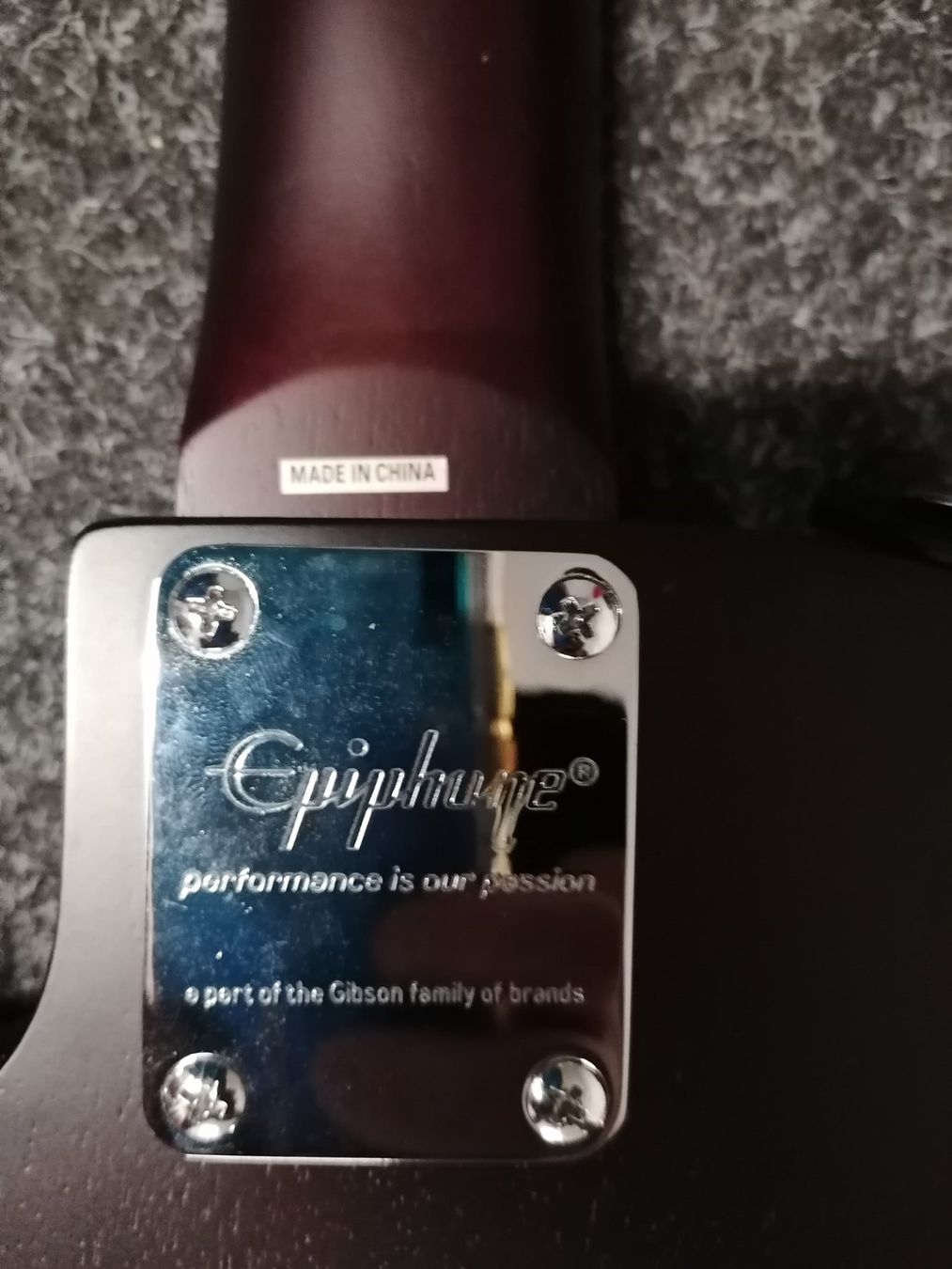 Epiphone Strumenti musicali: Epiphone Gitarre – Usato da Geroldswil venduto da Dirici 5