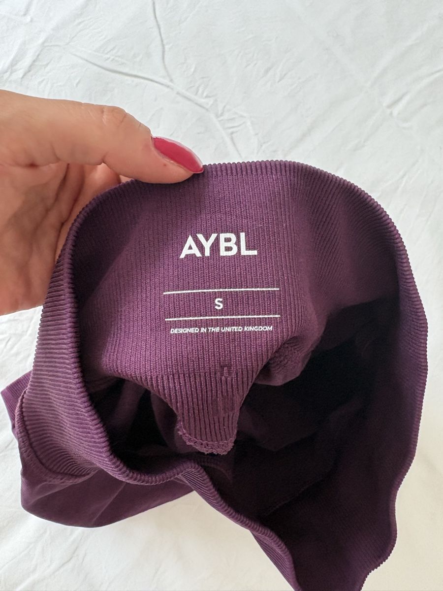 Aybl Leggings: AYBL-Adapt Seamless Shorts 4.5” – Nuovo (secondo la descrizione) da Vésenaz venduto da ilomd 2