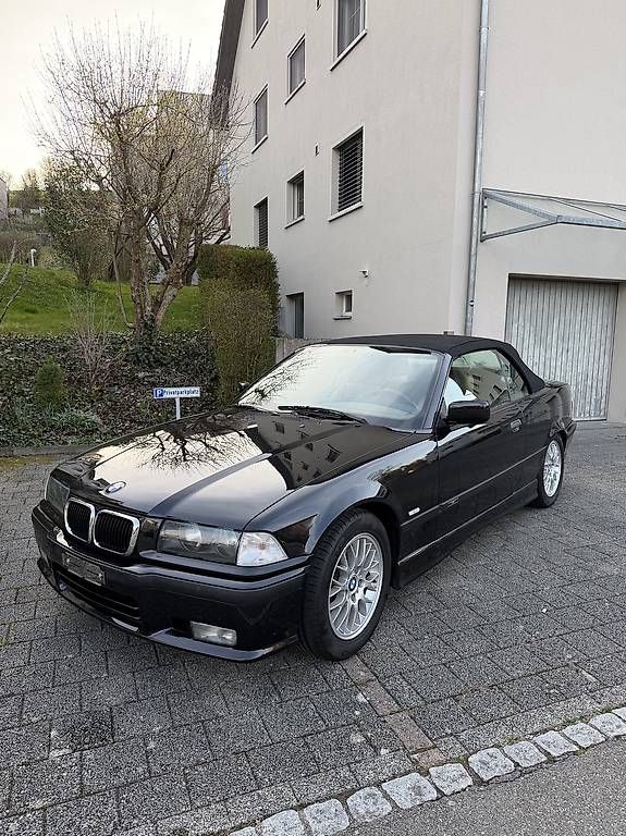 Automobili: BMW 328i Cabrio – Usato da Bertschikon Gossau venduto da Alexgiu1897