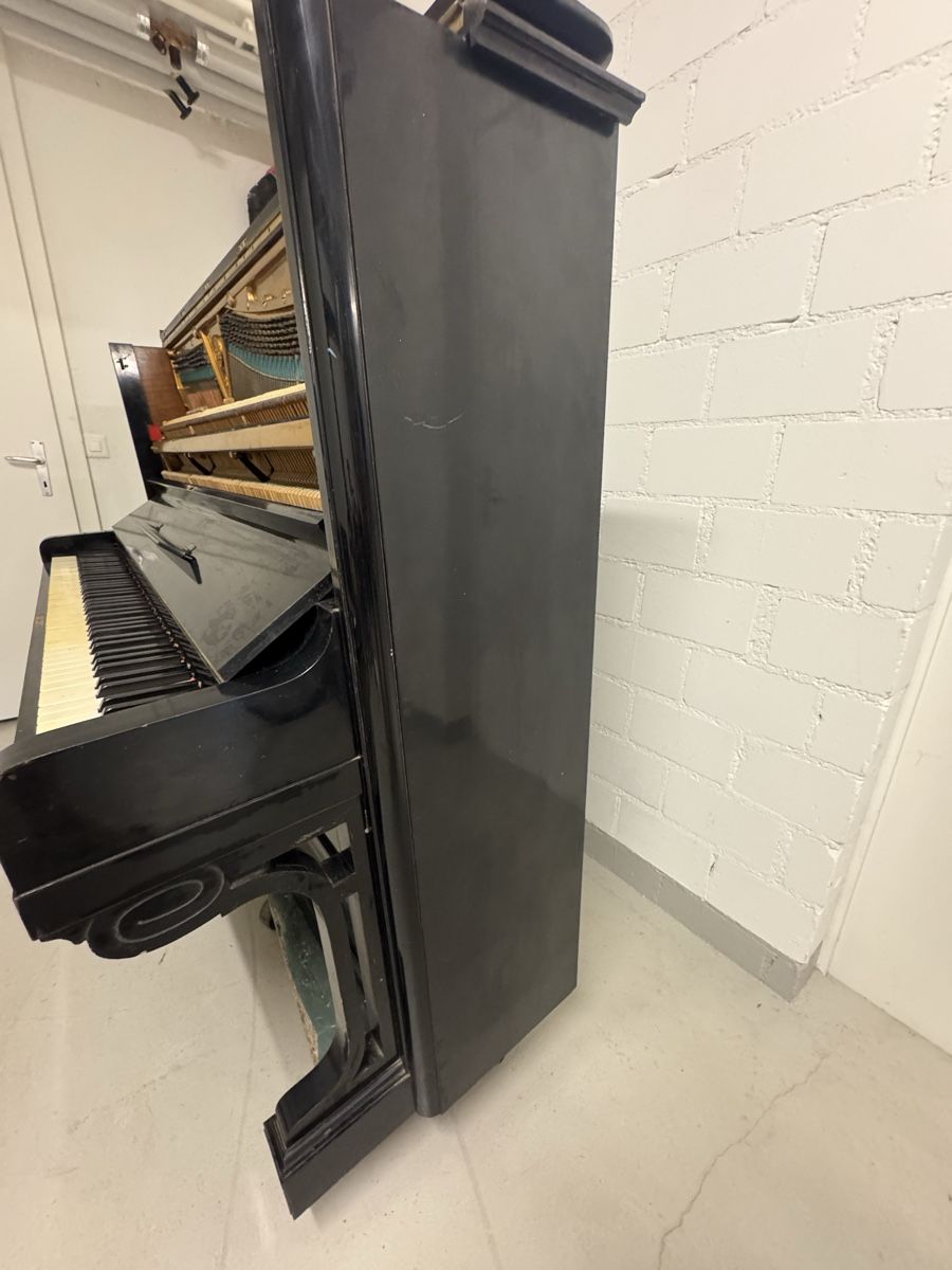 Strumenti musicali: C. Bechstein Klavier 129 cm, – Usato da Niederrohrdorf venduto da S.Hubar 5