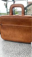 Mallette marron clair simili de voyage ancienne