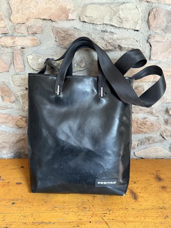 Freitag F202 Leland Schwarz 
