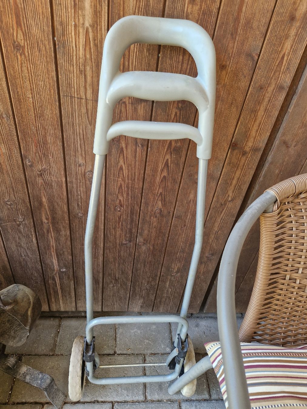 Valigie & Borse: Hand Trolley Leichtgewicht – Usato da Fislisbach venduto da mka_km8f 1