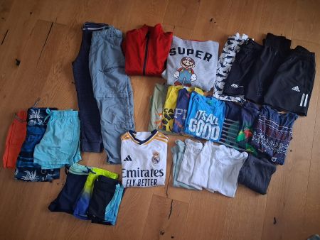Kinderkleider-Paket Sommer Gr. 128
