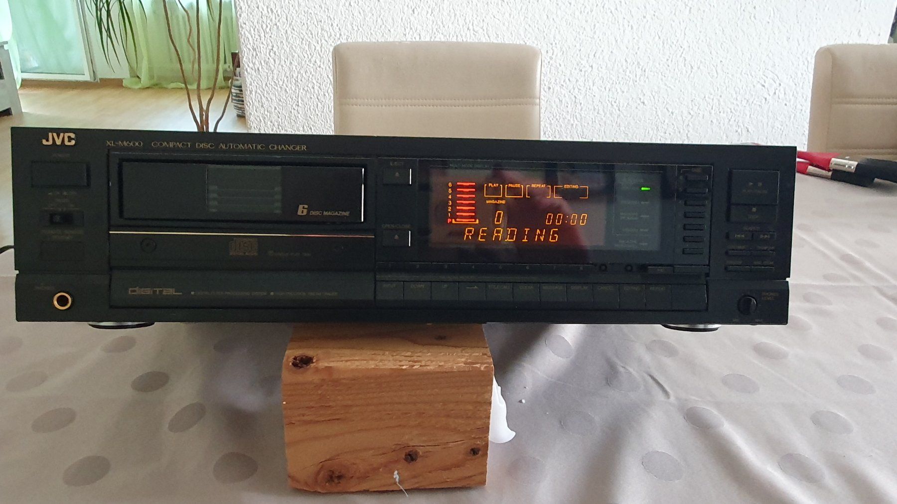 JVC Lettore multimediale & Streamer: JVC XL-M600 Compact Disc Defekt  Automatic Changer – Difettoso da Kloten venduto da raf_q87h