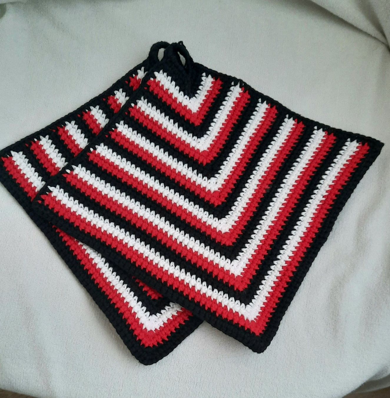 Komplettküchen: Topflappen pro Paar CHF.15.00 Handarbeit – Neu (gemäss Beschreibung) aus Spreitenbach von Margot-09 1
