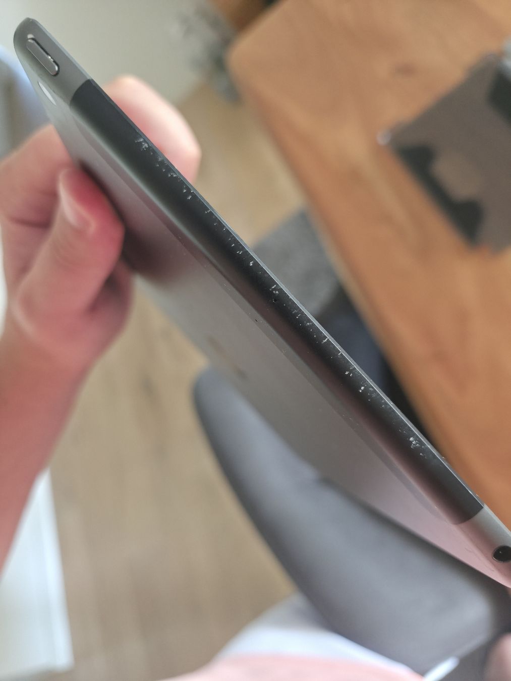 Apple Tablet PC: Ipad Cellular 7 Generation – Gebraucht aus Niederhelfenschwil von whitestone_H 1