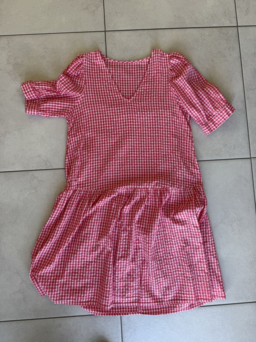 Only Robes: ONLY Kleid rotkariert Grösse M neuwertig – D'occasion à Nänikon par Monimos 3