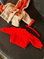 2 Sasha-Puppenkleider Vintage, Winterjacke & Pullover