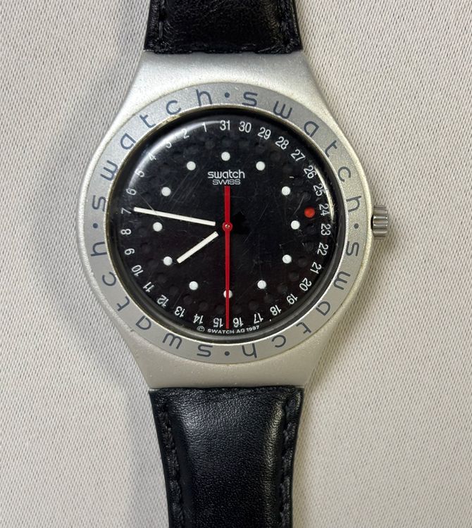 Swatch Montres: Swatch Irony Aluminium, Bracelet Cuir Noir, à saisir! – D'occasion à Genève par MonPucier
