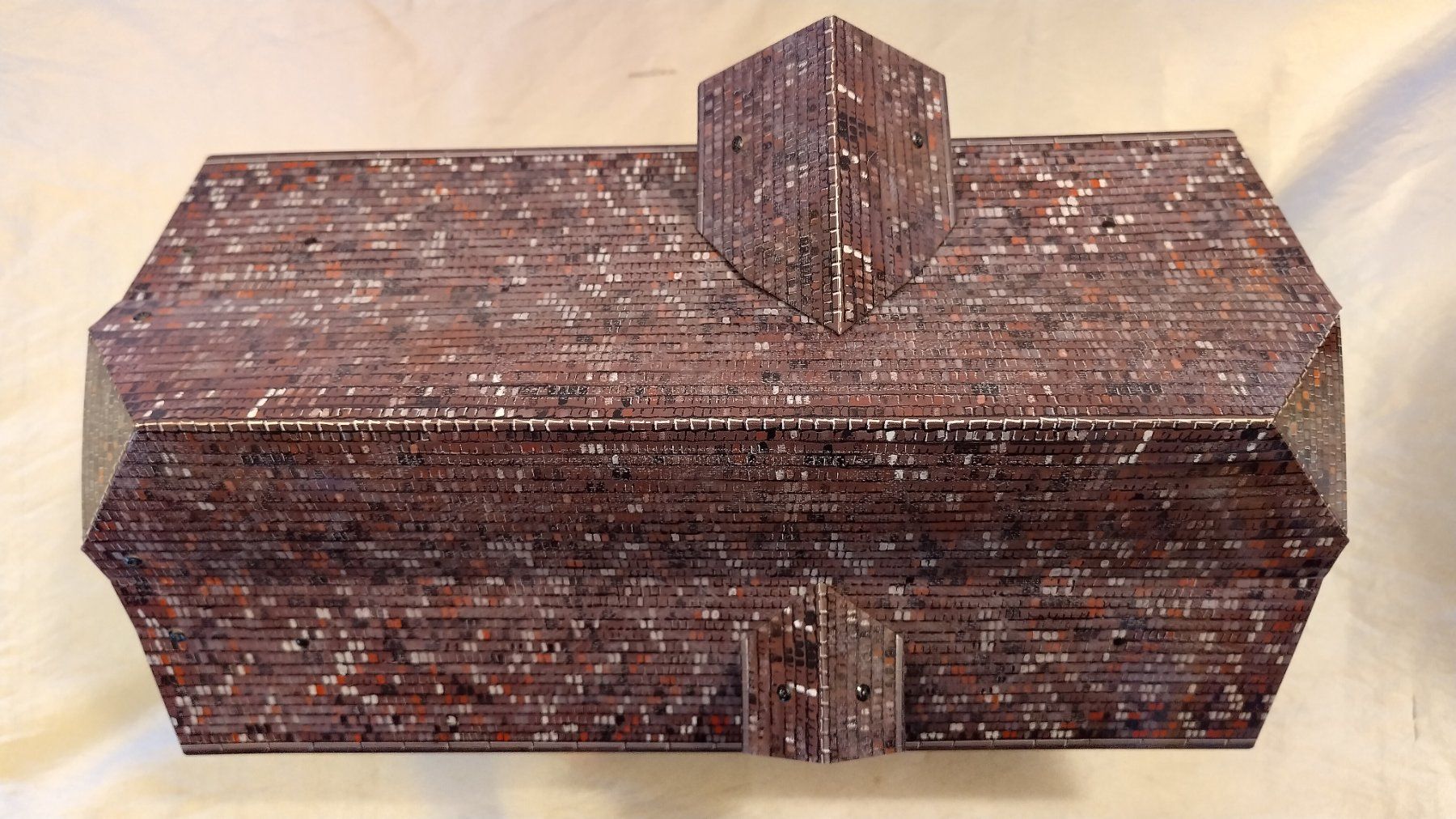 Altro in Decorazioni & Accessori: Grosse Blechdose "Bauernhaus" / Läckerli Huus Basel – Usato da Bellach venduto da JingleJerry 7