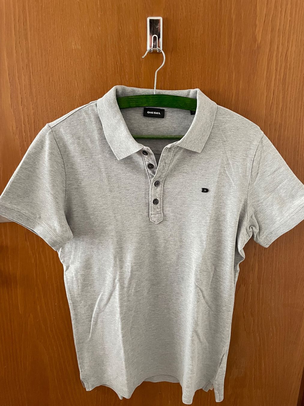 Polo-Shirts: Graues Diesel Poloshirt, Grösse S – Gebraucht aus Watt von tan_lwm5