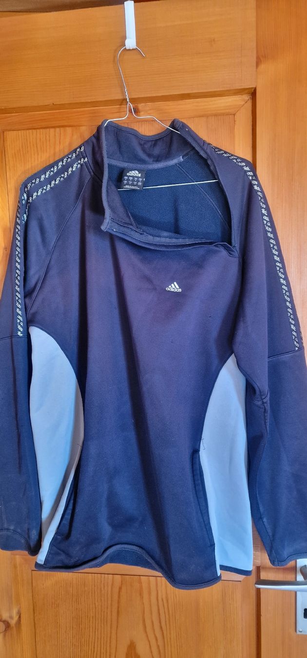 Adidas Maglioni & Felpe: Stylischer Adidas Pulli Grösse M(eher L) – Usato da Trin venduto da gumalcan 2