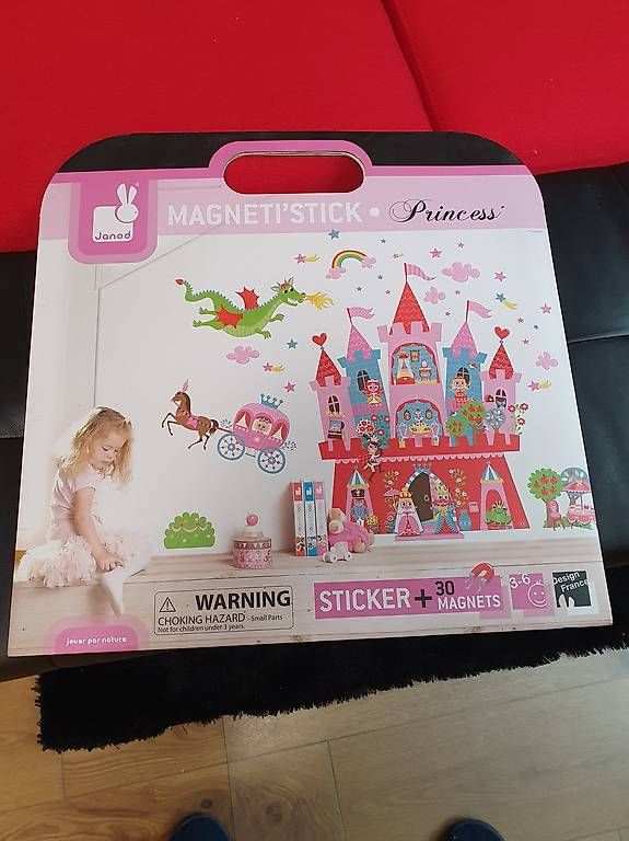 Aufkleber: Neuf - sticker mural magnétique Princesse – Gebraucht aus Apples von denissafrany 1