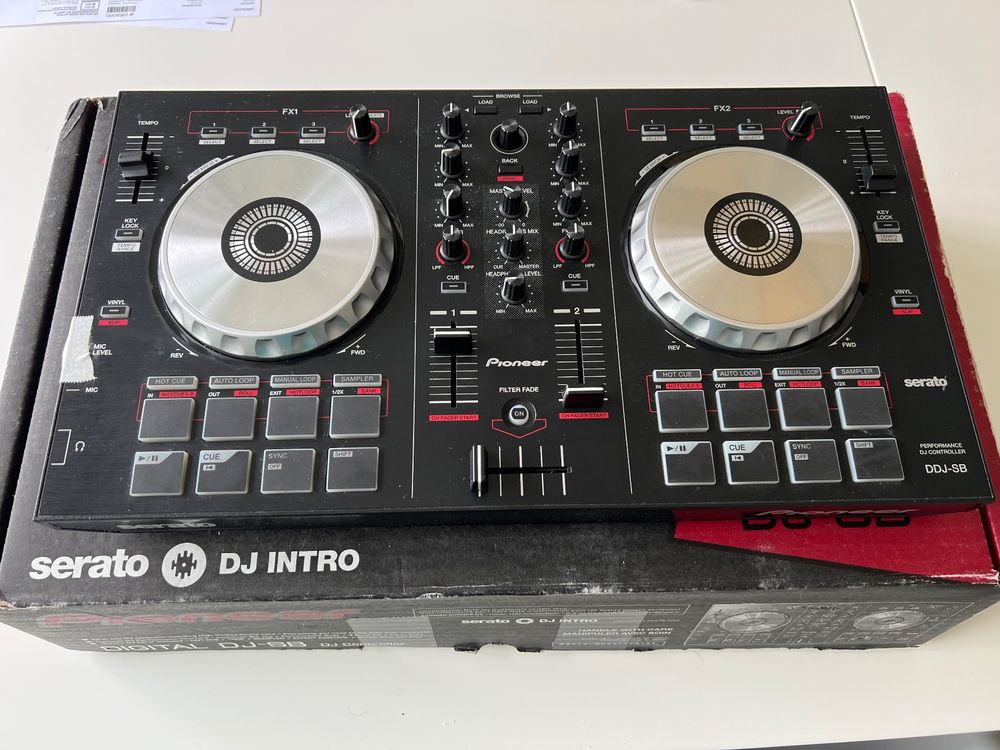 dj sb