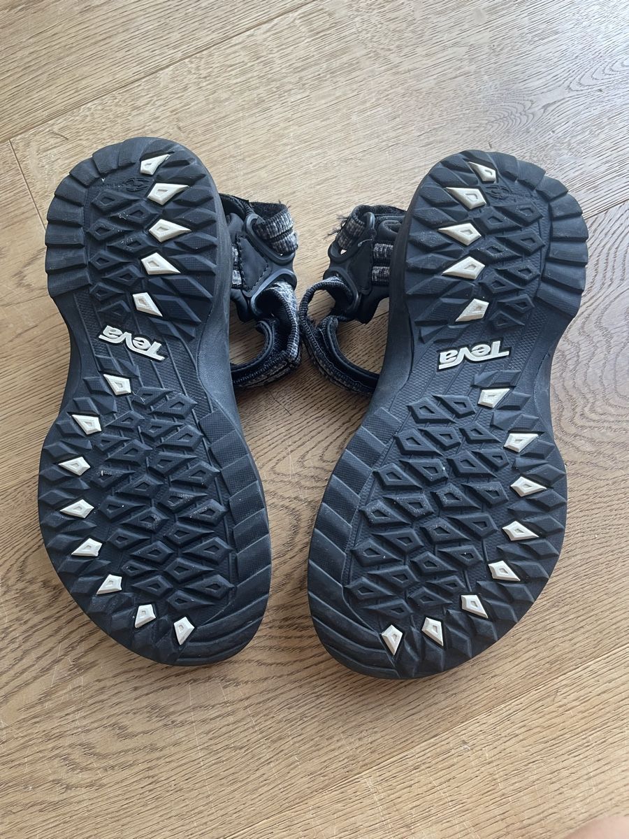 Teva Schuhe für Jungen: Teva Sandale Jungen – Gebraucht aus Paspels von Giango33 1